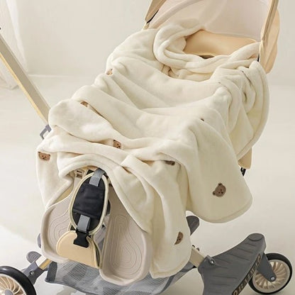 Couverture bébé - ourson - Le porte - bébé