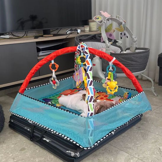 Tapis d'éveil BbPlayMat™ - Le porte - bébé